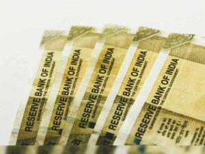 Currency Update: Rupee weakens by 21 paise to close at 85.98 against US dollar